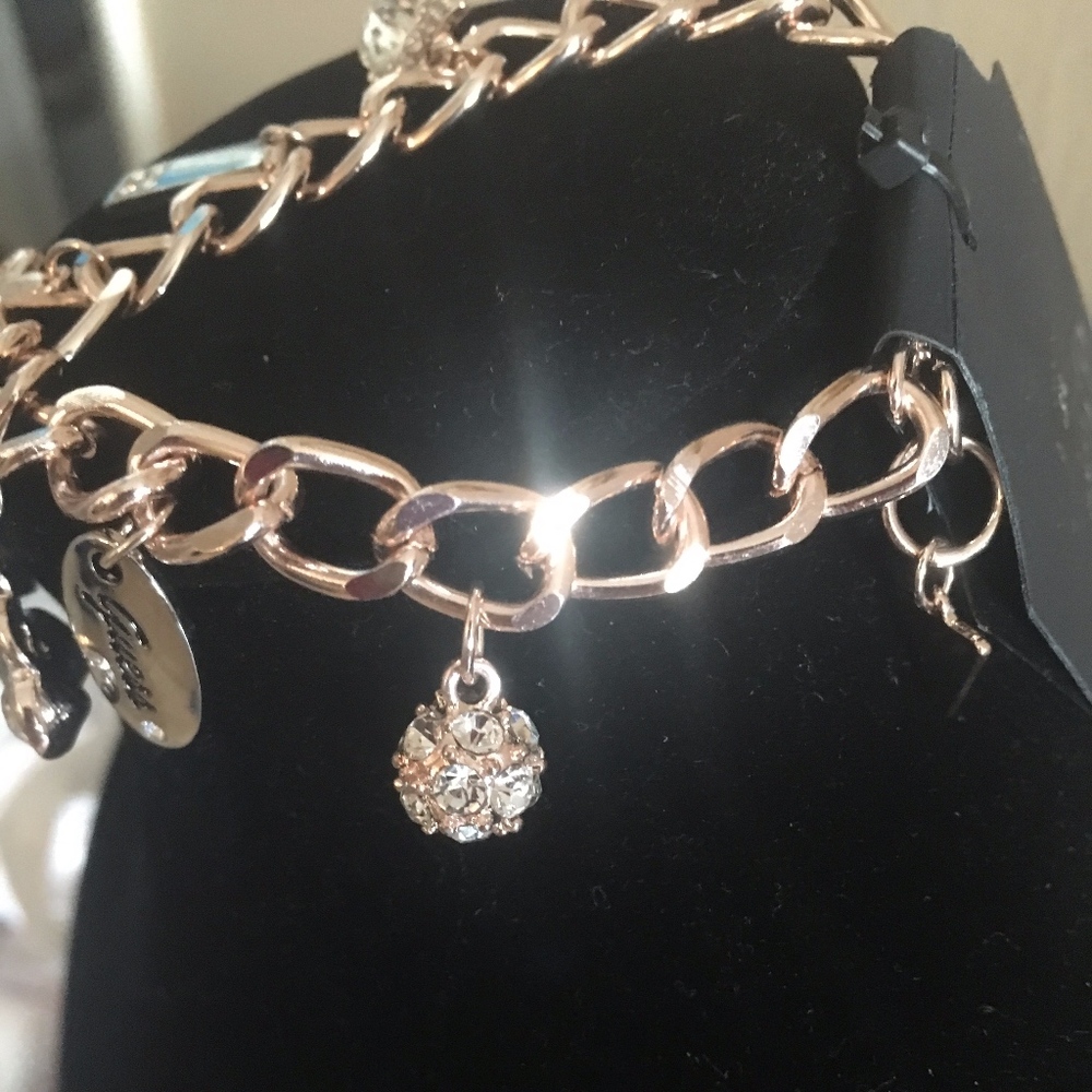 Guess Fleur De Lis Cherries Pave Ball, Bow Charm - Picture 4 of 4